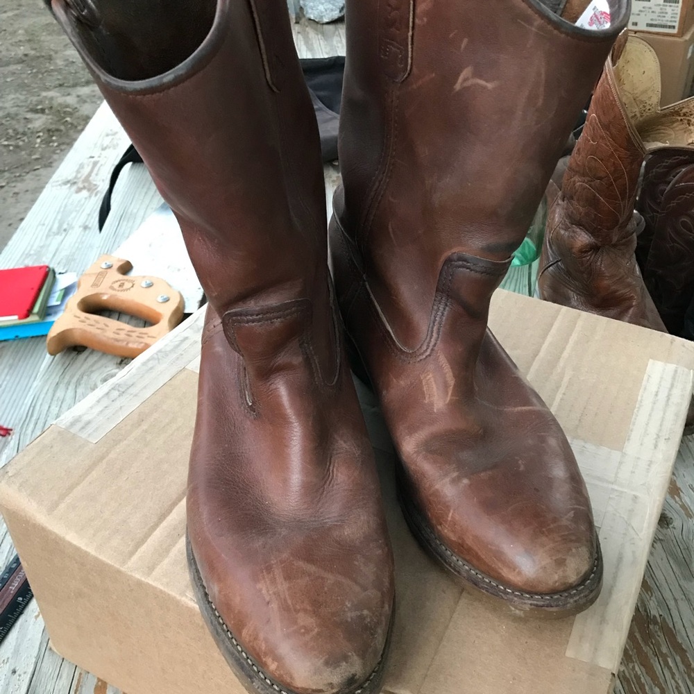 10.5D Red Wing Leather Pecos Boots